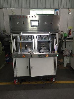 240mm Max Open Daylight Low Pressure Injection Moulding Machine JTT-200 Kekuatan Ejektor 8kN
